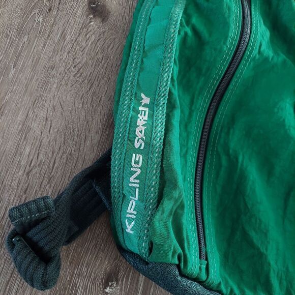 Green Kipling Safety Backpack - Picture 2 of 9